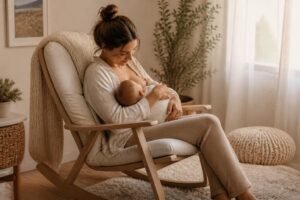 découvrez pourquoi le rocking chair allaitement est le fauteuil préféré des jeunes mamans pour un confort optimal et des moments de complicité avec bébé.